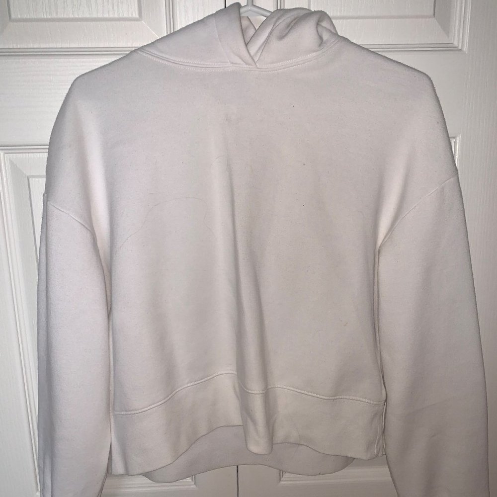 White hoodie